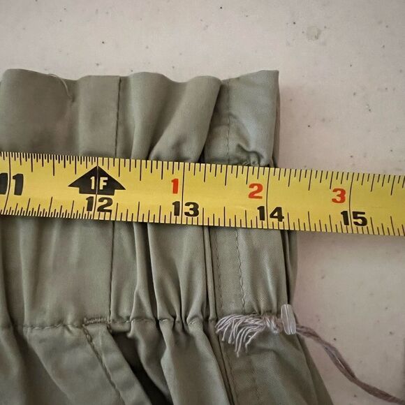 A new day light green Paperbag style skirt - Picture 8 of 8